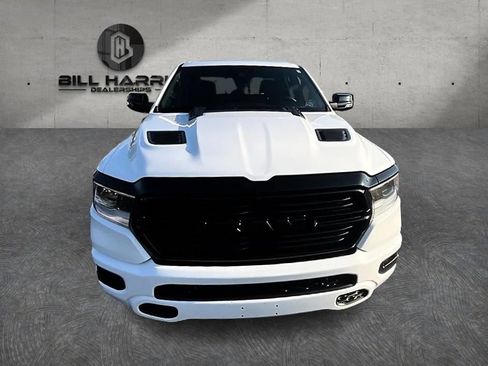 Used 2024 RAM 1500 Laramie AWD/4WD image 2