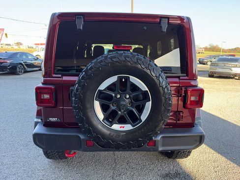 Used 2022 Jeep Wrangler Unlimited Rubicon w/ LED Lighting Group image 6