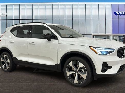 New 2026 Volvo XC40 B5 Plus w/ Climate Package image 1
