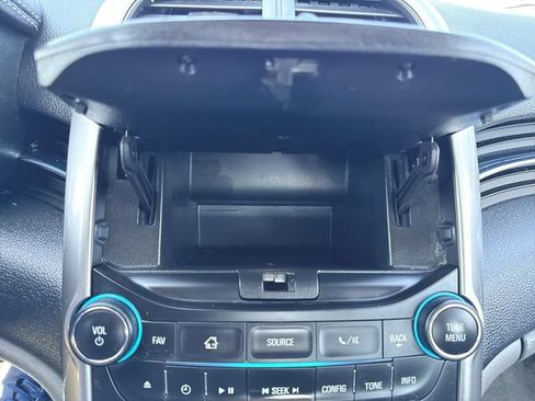 Used 2014 Chevrolet Malibu LT w/ Power Convenience Package FWD image 32