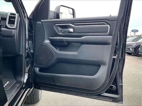 Used 2023 RAM 1500 Big Horn AWD/4WD image 11