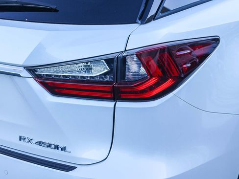 Used 2020 Lexus RX 450hL AWD w/ Premium Package image 10