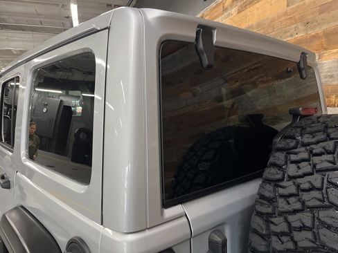 Used 2022 Jeep Wrangler Unlimited Sport S w/ Sun And Sound Package image 24