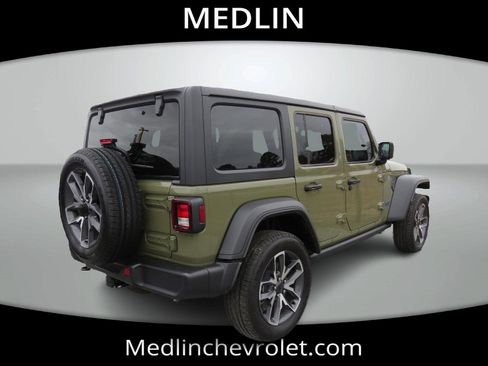 Used 2025 Jeep Wrangler Unlimited Sport S 4xe w/ Convenience Group image 8