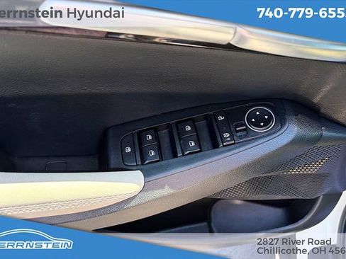 Used 2023 Kia Seltos EX AWD/4WD image 12