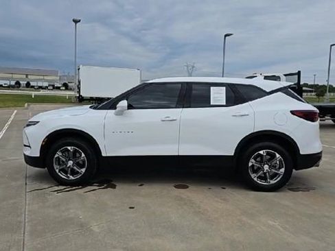 Used 2023 Chevrolet Blazer LT image 5