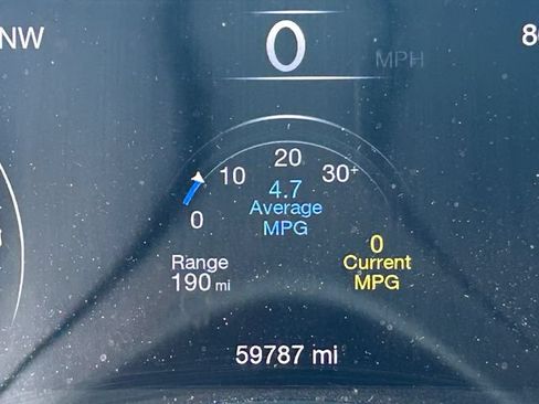Used 2021 Jeep Grand Cherokee Laredo AWD/4WD image 23