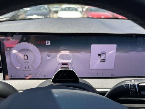 New 2026 Genesis GV70 2.5T Select AWD/4WD image 25