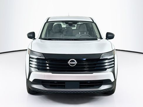 Used 2025 Nissan Kicks S FWD image 2