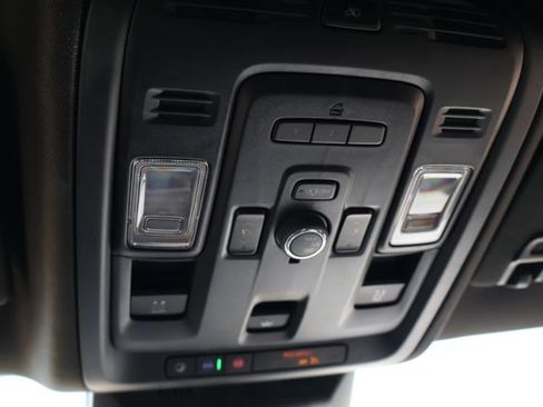 Used 2024 Cadillac Escalade ESV Sport AWD/4WD image 21