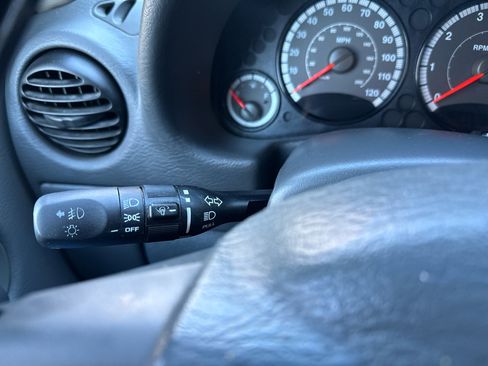 Used 2006 Jeep Liberty Renegade image 39