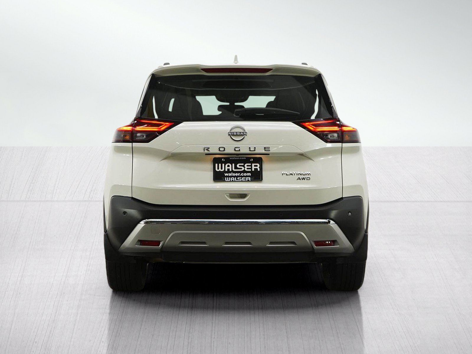 Used 2023 Nissan Rogue Platinum AWD/4WD image 4