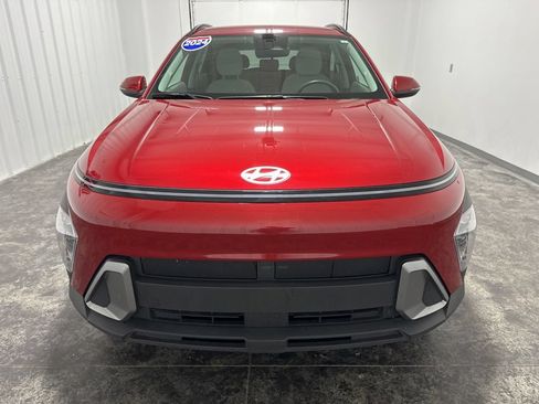 Used 2024 Hyundai Kona SEL FWD image 2