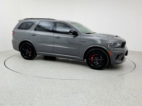 Used 2023 Dodge Durango R/T w/ Tow 'N Go Package image 3