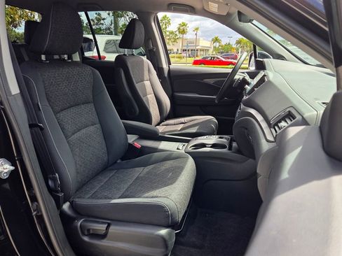 Certified 2023 Honda Ridgeline Sport image 18
