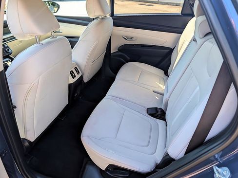Used 2025 Hyundai Tucson SEL FWD image 9