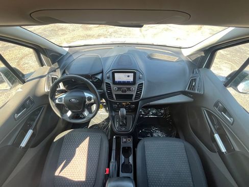 Used 2022 Ford Transit Connect XLT image 12