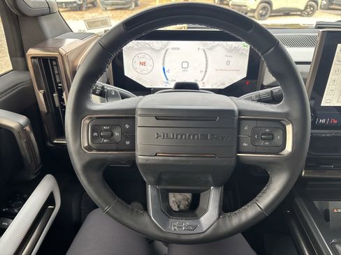 Used 2025 GMC Hummer EV 2X w/ LPO, Sport Package image 14