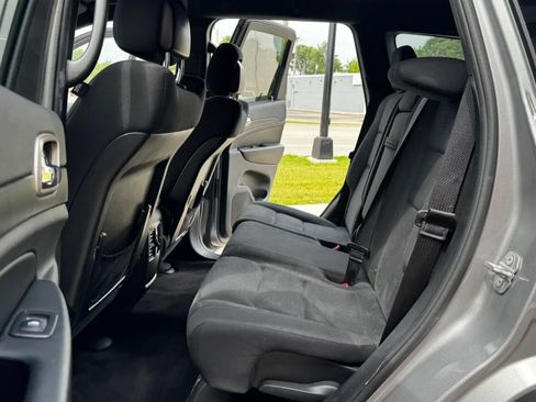 Used 2016 Jeep Grand Cherokee Laredo w/ Quick Order Package 23E AWD/4WD image 20