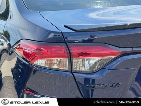 Used 2025 Toyota Corolla XSE FWD image 14