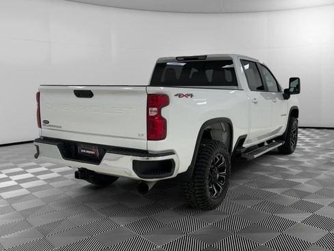 Used 2025 Chevrolet Silverado 2500 LT w/ Convenience Package AWD/4WD image 5