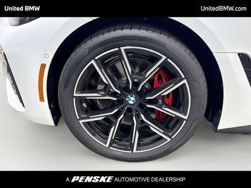 New 2026 BMW i4 eDrive40 w/ M Sport Package RWD image 2