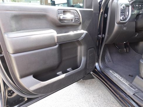 Used 2023 GMC Sierra 2500 AT4 w/ Gooseneck/5TH Wheel Package image 16