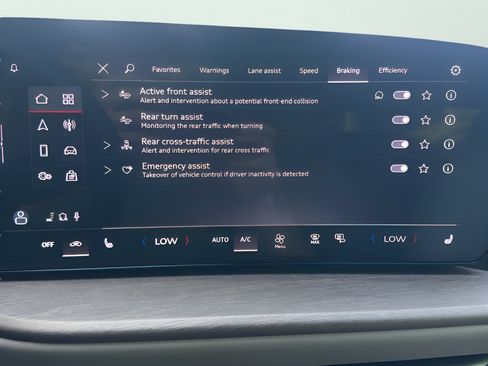 Certified 2025 Audi Q5 Premium AWD/4WD image 13