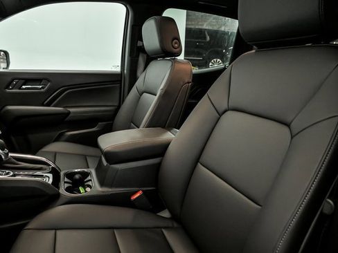 New 2026 GMC Canyon Elevation w/ Convenience Package image 7