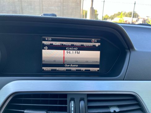 Used 2013 Mercedes-Benz C 250 Sedan image 24