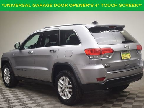 Used 2018 Jeep Grand Cherokee Laredo AWD/4WD image 4