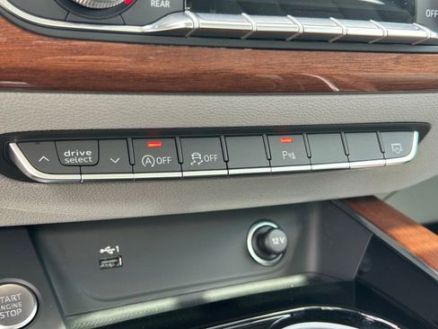 Used 2023 Audi A4 2.0T Premium Plus w/ Premium Plus Package image 35