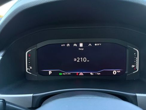 Used 2020 Volkswagen Atlas Cross Sport SEL Premium image 15