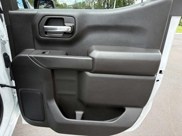 Used 2025 Chevrolet Silverado 1500 Custom w/ Turbomax Blackout Package AWD/4WD image 21