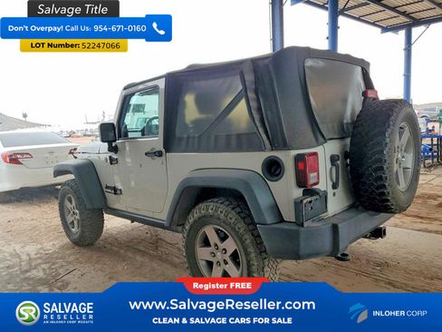 Used 2010 Jeep Wrangler Rubicon w/ PWR Convenience Group AWD/4WD image 3