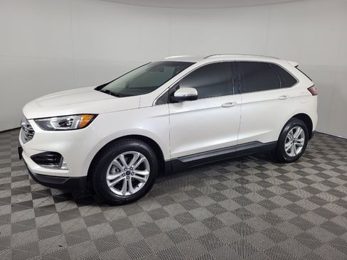 Used 2019 Ford Edge SEL w/ Equipment Group 201A FWD image 2