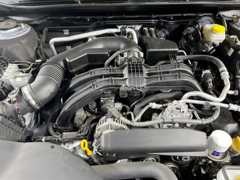 Used 2023 Subaru Outback Limited image 29