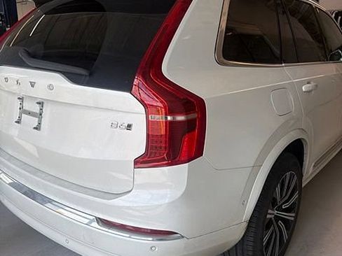 Used 2023 Volvo XC90 B6 Plus AWD/4WD image 5