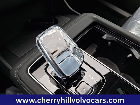 New 2026 Volvo XC90 B6 Plus w/ Protection Package Premier image 12