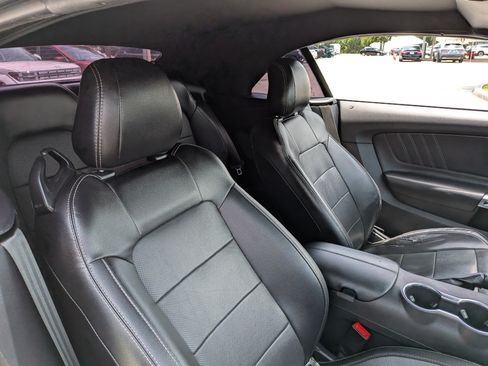 Used 2020 Ford Mustang GT Premium RWD image 14