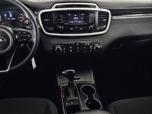 Used 2016 Kia Sorento LX AWD/4WD image 8