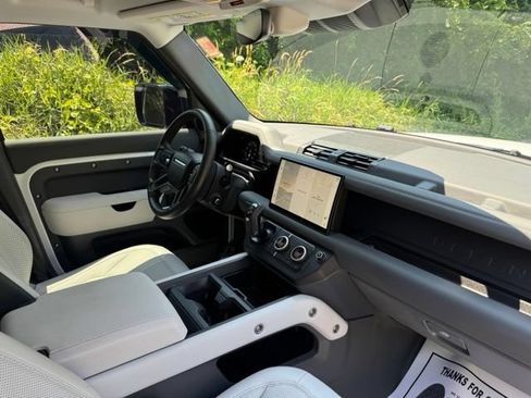 Used 2025 Land Rover Defender 110 S AWD/4WD image 19