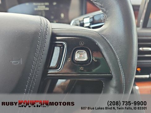 Used 2024 Lincoln Aviator Reserve AWD/4WD image 19