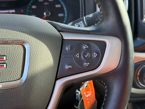 Used 2022 GMC Canyon Denali image 34