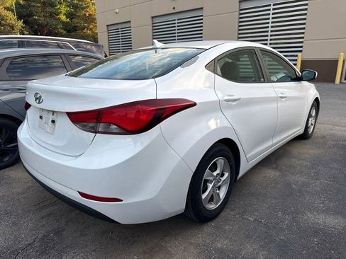 Used 2015 Hyundai Elantra SE FWD image 6