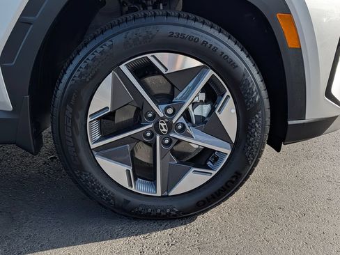 Certified 2025 Hyundai Tucson SEL AWD/4WD image 8