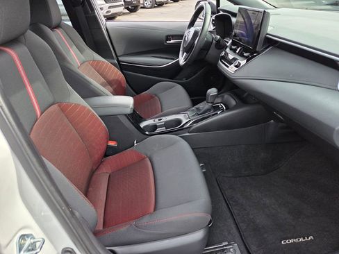 Used 2025 Toyota Corolla SE FWD image 20