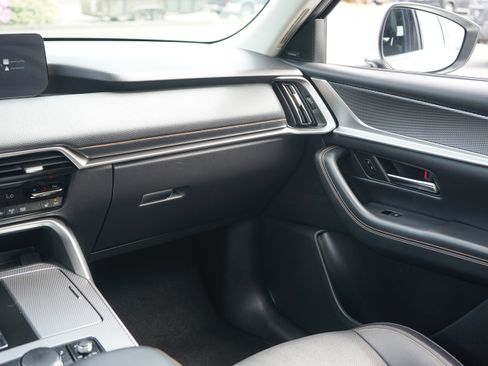 Used 2024 MAZDA CX-90 3.3 Turbo w/ Premium Package image 26