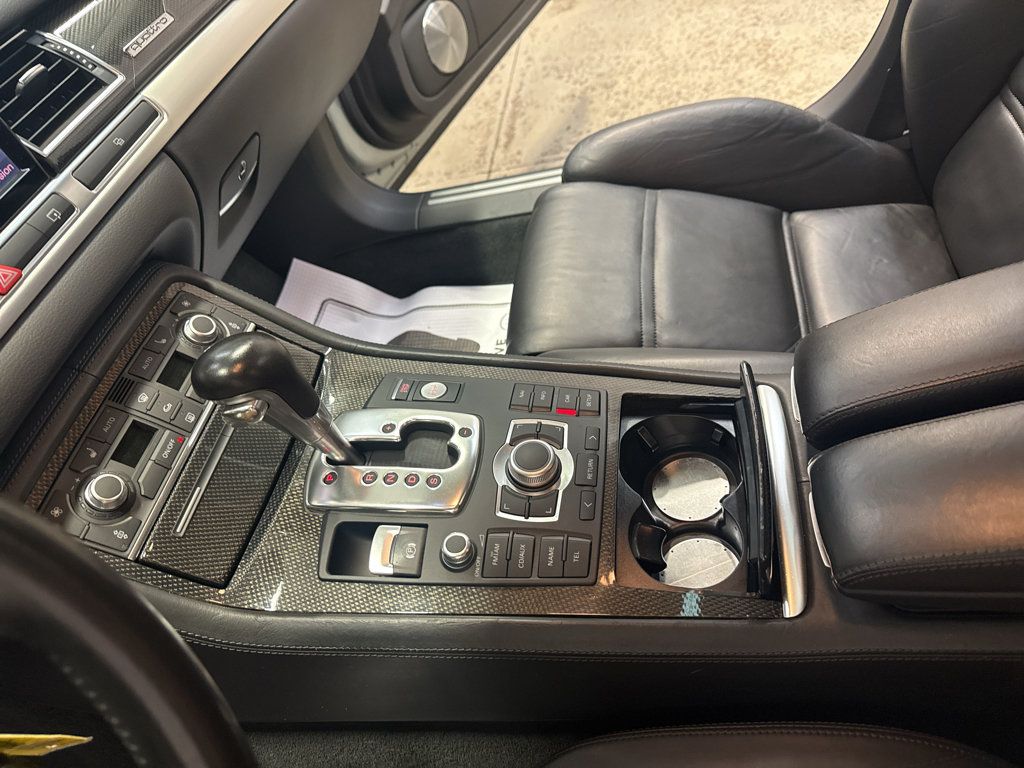 Used 2008 Audi S8 AWD/4WD image 21