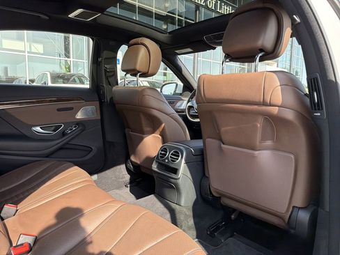 Used 2015 Mercedes-Benz S 550 Sedan image 17